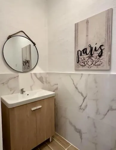 3 Pieces Idealement Situe Menton